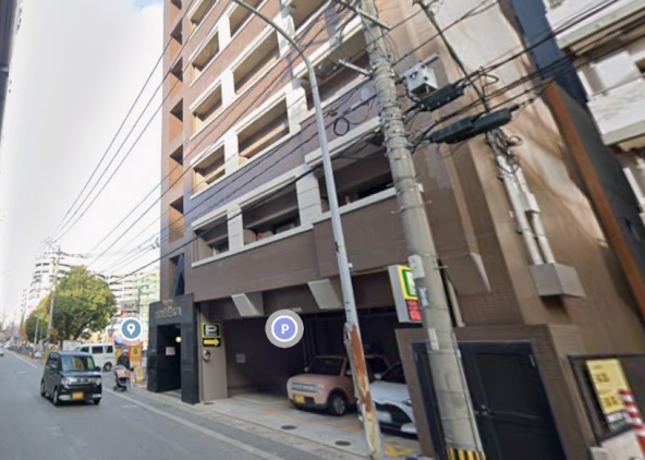 Apartment near Hakata Station, Fukuoka With Rental Contract Available for Sale (1)