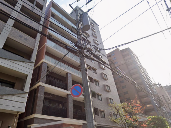 Fukuoka Investment Spotlight Apartment near Chuo ku Station, 3 Minutes to Tenjin After 2000 with Lease (1)
