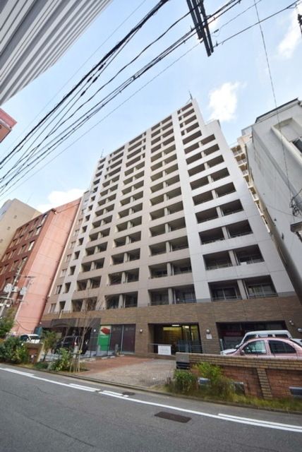 2 Mins from Station, Post 2000 Apartment with Tenancy (4)