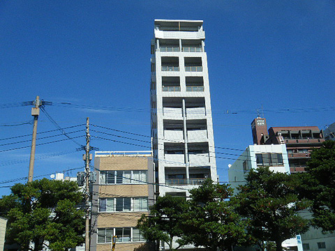 HKD 230,000 for a 5 Min Walk to Station Apartment in Hakata ku (2)