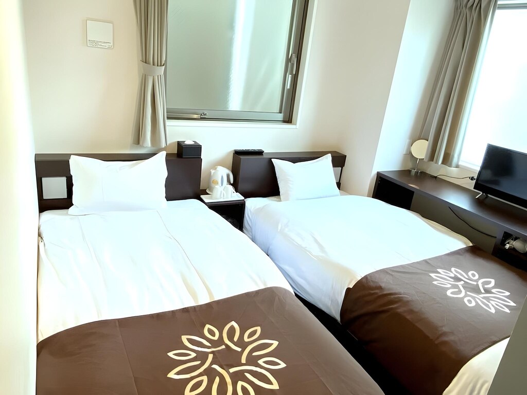 Osaka Whole Building Hotel for Sale – Sakaisuji Honmachi – Ready for Immediate Operation (4)