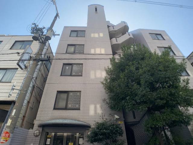 3 Min Walk to Station – Tenanted, Immediate Rental Income (1)