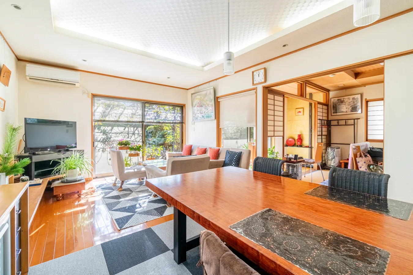 4LDK House in Suginami ku, Tokyo – Double Parking + Garden Luxury Home (1)