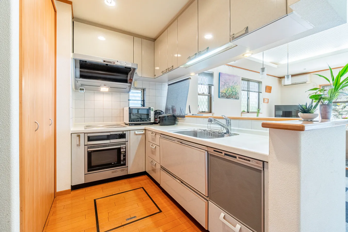 4LDK House in Suginami ku, Tokyo – Double Parking + Garden Luxury Home (4)