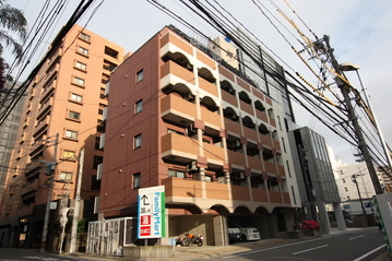 High Yield Tenanted Investment Property Next to Hakata Station, Fukuoka (1)