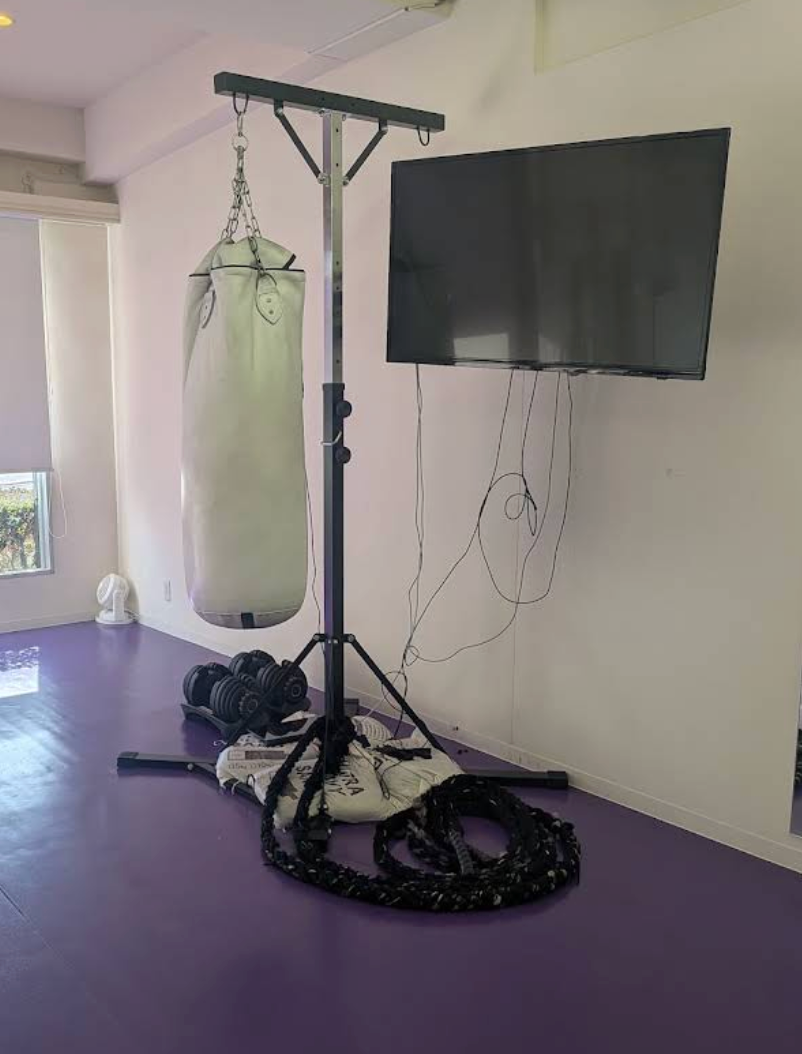 Large Premises along Kasai bashi dori, with a Chain Boxing Gym in Operation2