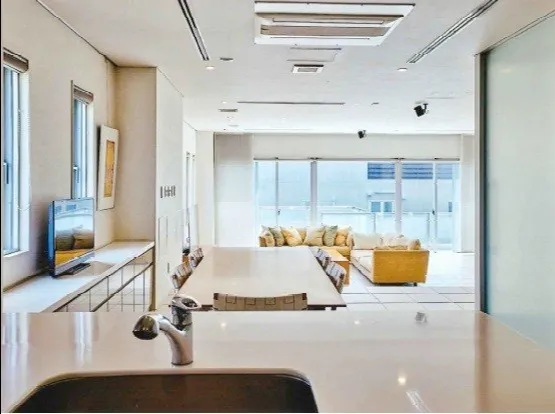 Luxury 3 Storey Villa in Oyama cho, Shibuya ku – Indulge in Luxurious Space (5)