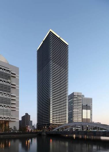 Nakanoshima Landmark Tower, Premium View & High Floor Renovated 3 Bedroom Residence2