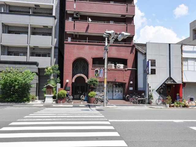 Tenanted Investment Property – Dual Line, Dual Station, 4 Min Walk to Subway (2)