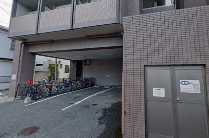 Fukuoka Tojinmachi Station 1 Min Walk! Tenanted Investment Property Next to Ohori Park! (2)