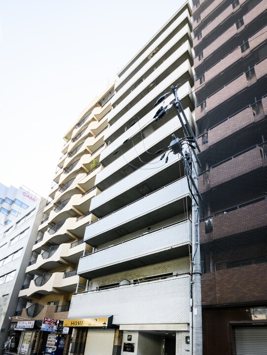 Osaka Awaza Station 4 Min Walk – Dual Line Interchange Tenanted Investment Property (3)