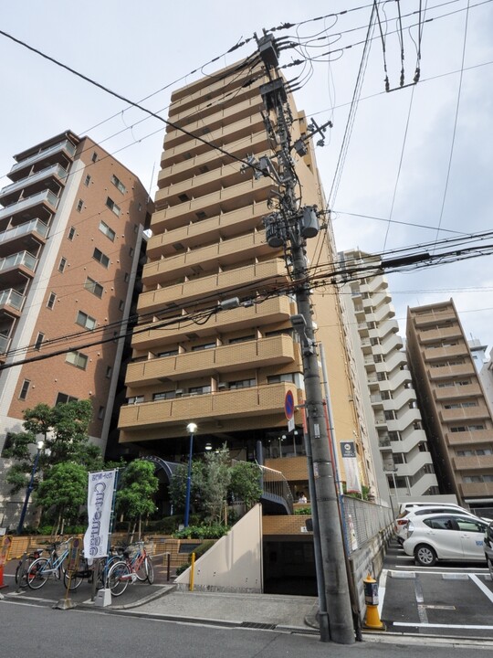 Osaka Honmachi Station 5 Min Walk! Quality Rental Property in the Core Commercial District (3)