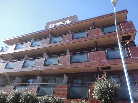 Tokyo Suginami ku Dual Station Access! East Facing Corner Unit, Vacant – Ideal for Both Personal Use and Investment! (3)